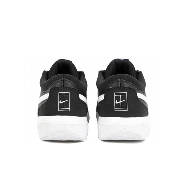 Athletic_Shoes